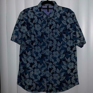 WORN ONCE-SMASH—short sleeve floral—large